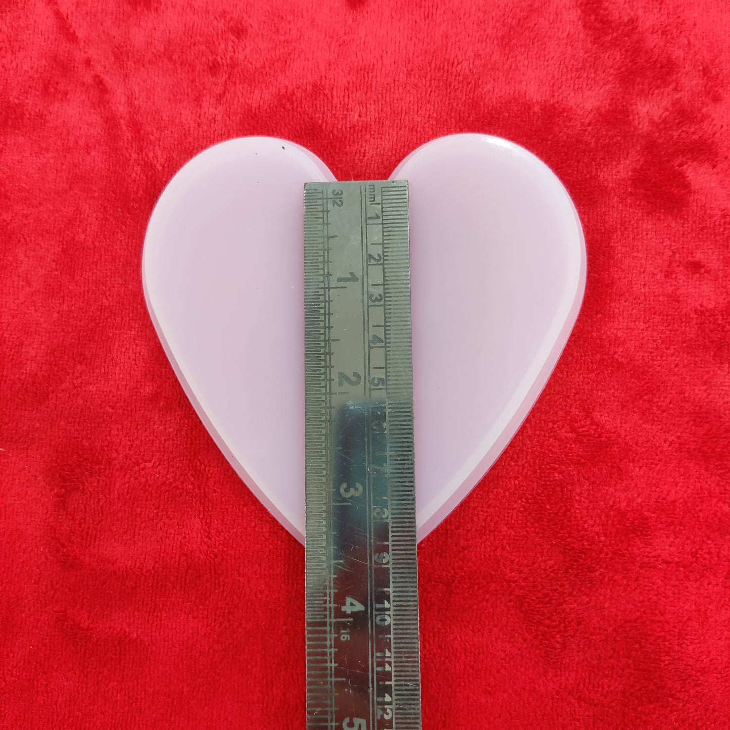 Resin silicon mould heart shape