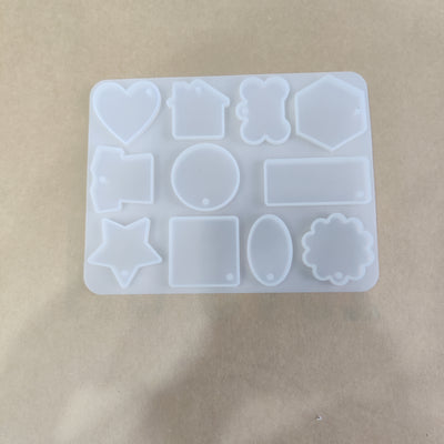 (11 in 1 ) Resin keychain silicon mould